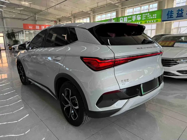 BYD Yuan PLUS — Фото автомобиля 6