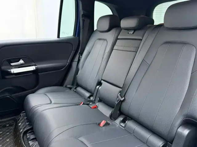 Mercedes-Benz GLB-Class — Фото автомобиля 13