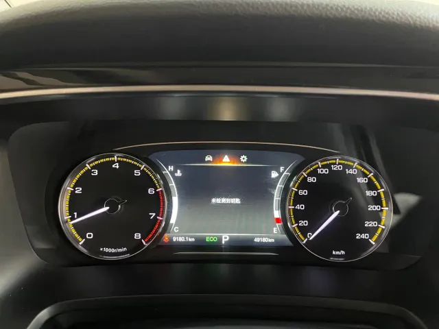 GAC Trumpchi M8 — Фото автомобиля 19
