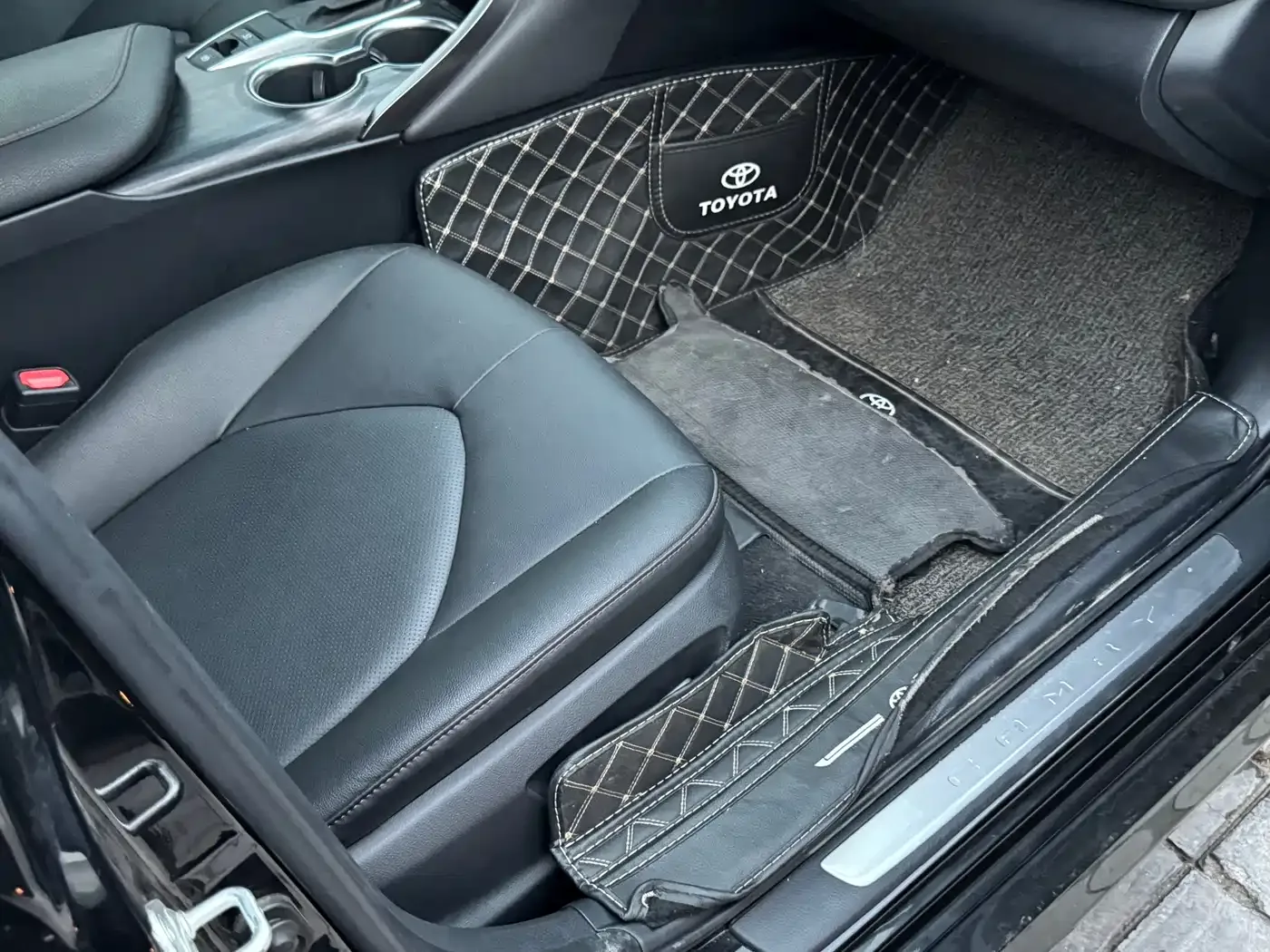 Toyota Camry 2021 2.0G Luxury Edition — Фото автомобиля 12