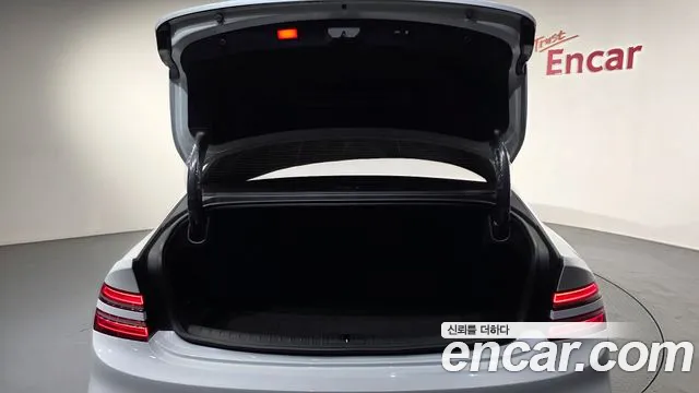 Genesis G80 RG3 — Фото автомобиля 24