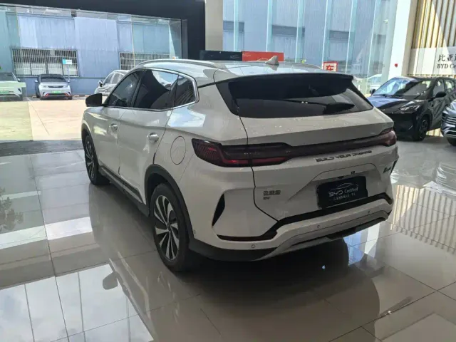 BYD Song PLUS — Фото автомобиля 10