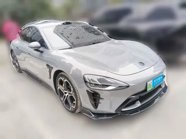 Xiaomi SU7 — Фото автомобиля 3