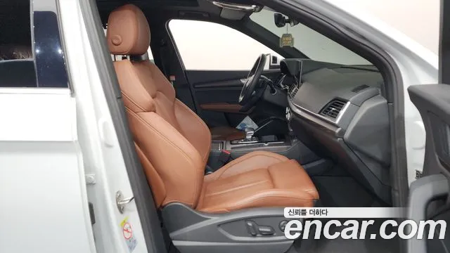 Audi Q5 40 TDI quattro Sportback Premium — Фото автомобиля 11