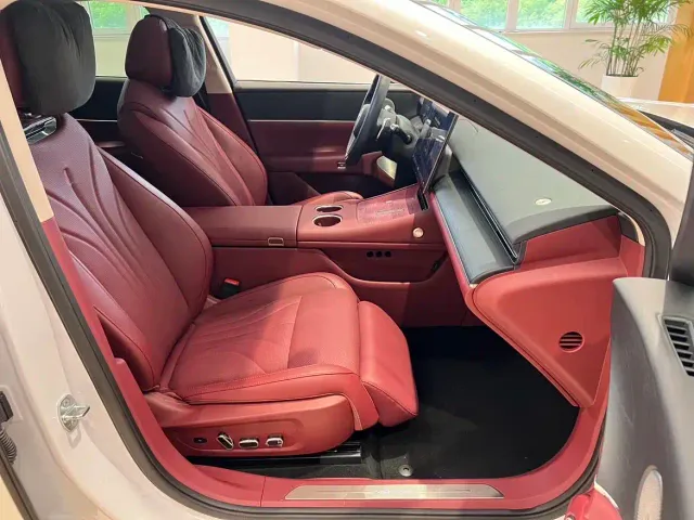 Voyah Auto VOYAH Zhuiguang L 2025 Mid-configuration Model — Фото автомобиля 11