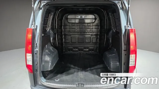 Hyundai Staria — Фото автомобиля 20