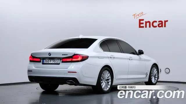 BMW 5 Series G30 — Фото автомобиля 2