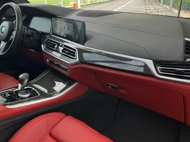 BMW X5 M — Фото автомобиля 12