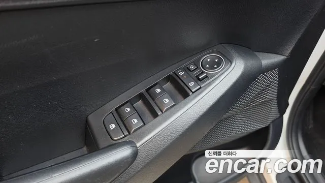 Kia Seltos New — Фото автомобиля 28
