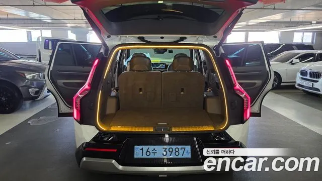 Kia EV9 — Фото автомобиля 14