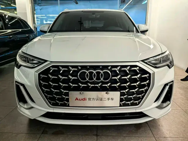 Audi Q3 — Фото автомобиля 2