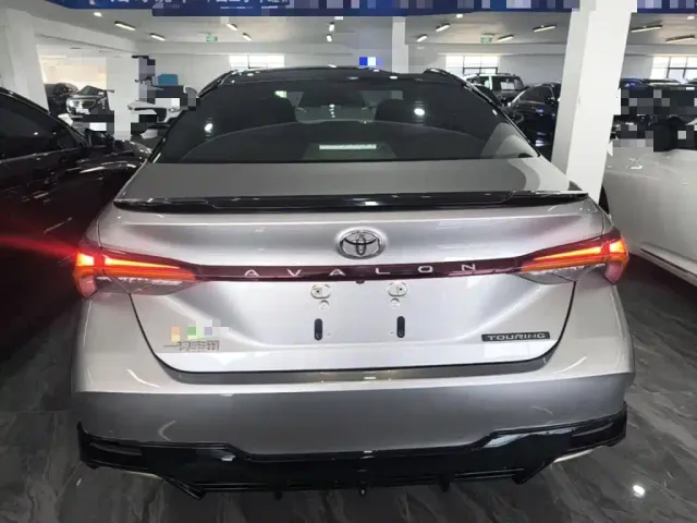 Toyota Avalon — Фото автомобиля 5