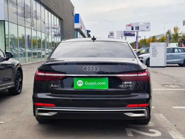 Audi A6L — Фото автомобиля 4