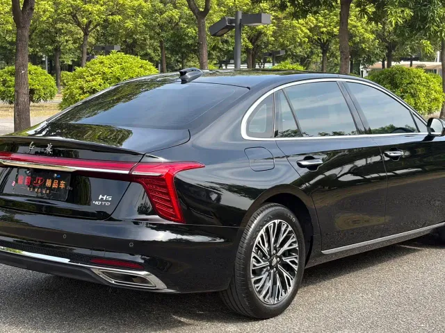 Hongqi H5 — Фото автомобиля 3