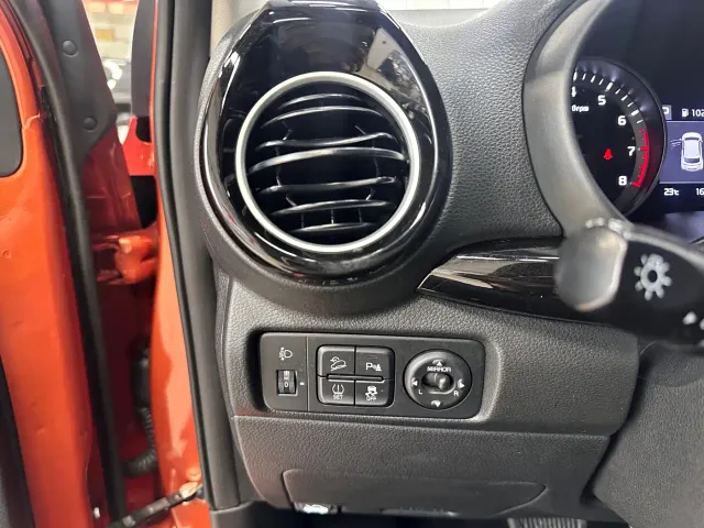 Kia KX1 — Фото автомобиля 8