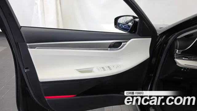 Hyundai Grandeur Grandeur (New) — Фото автомобиля 13