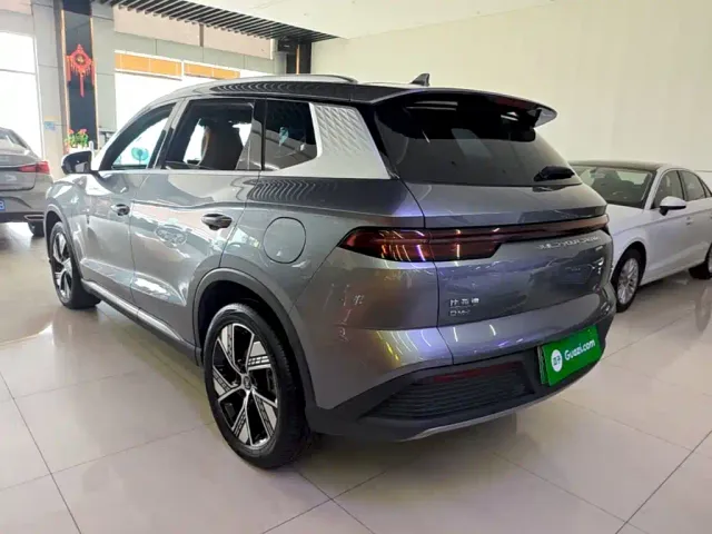BYD Song Pro — Фото автомобиля 4