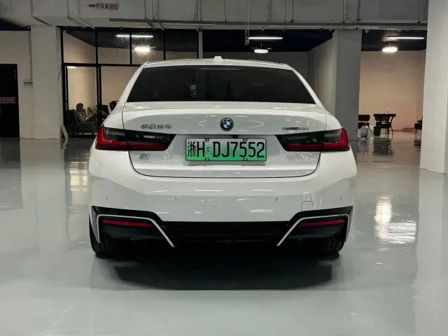 BMW i3 — Фото автомобиля 5