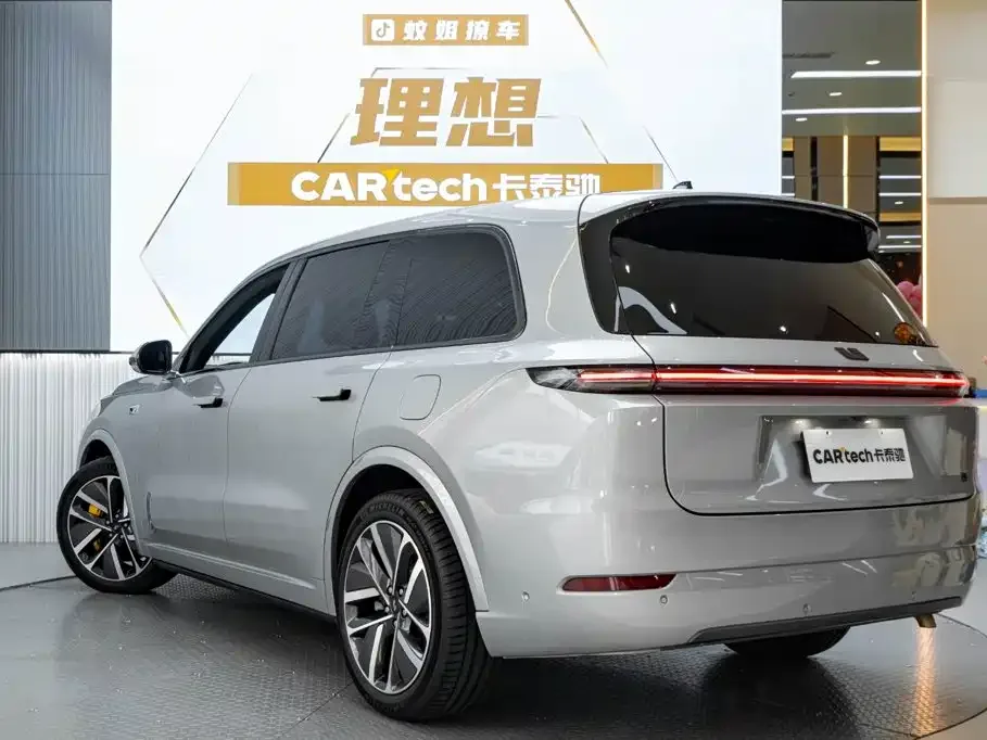 Li Auto Li Xiang L9 2022 Max — Фото автомобиля 6
