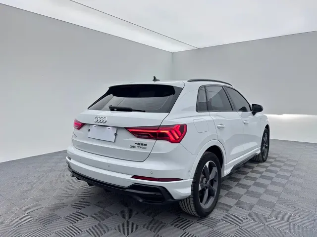 Audi Q3 — Фото автомобиля 6