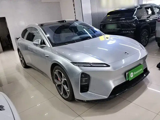 Nio ET5 Touring — Фото автомобиля 3