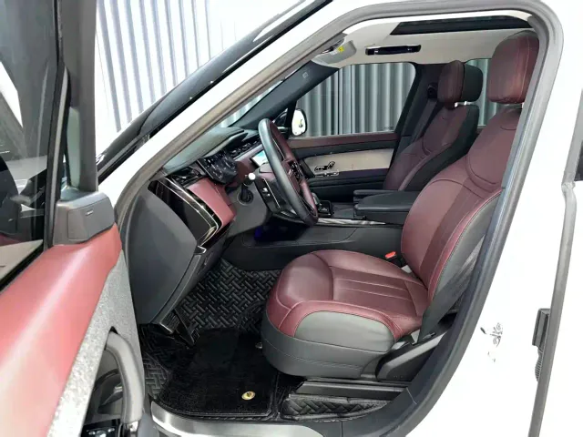 Land Rover Range Rover Sport — Фото автомобиля 7