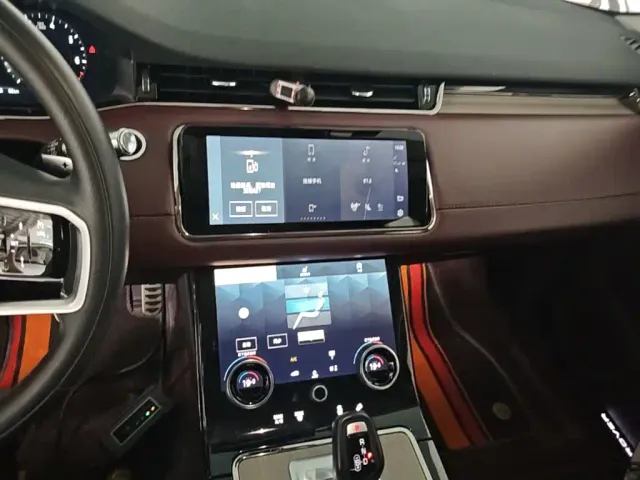 Land Rover Range Rover Evoque — Фото автомобиля 12