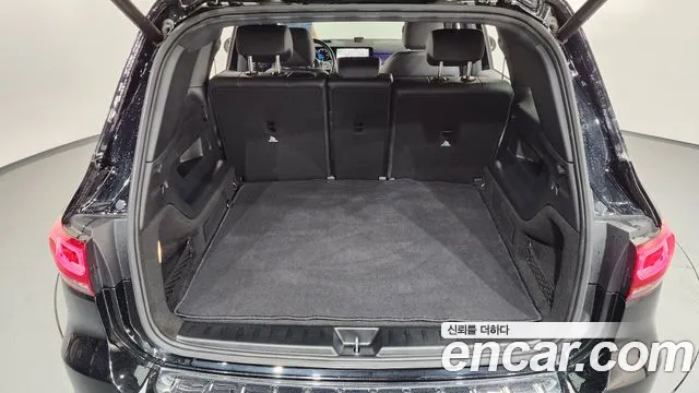 Mercedes-Benz EQB — Фото автомобиля 20