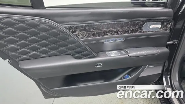 Genesis G90 — Фото автомобиля 20