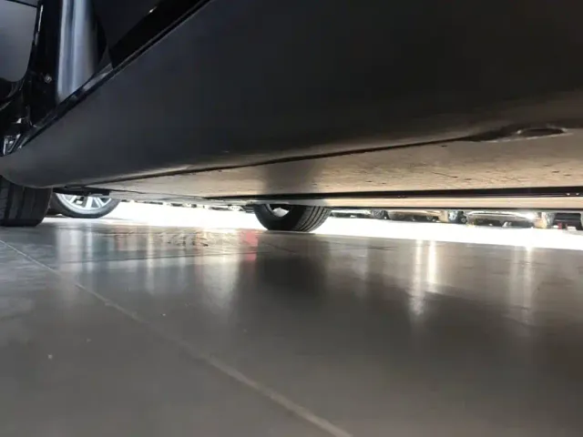 Tesla Model Y — Фото автомобиля 21