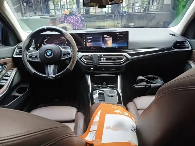 BMW 3 Series — Фото автомобиля 9