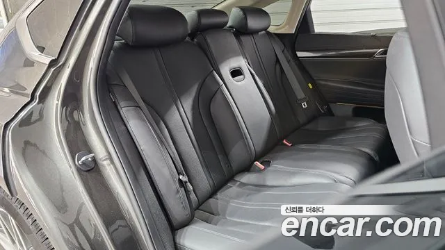 Genesis G80 RG3 — Фото автомобиля 11