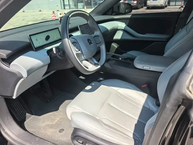 Nio ET5 Touring — Фото автомобиля 6