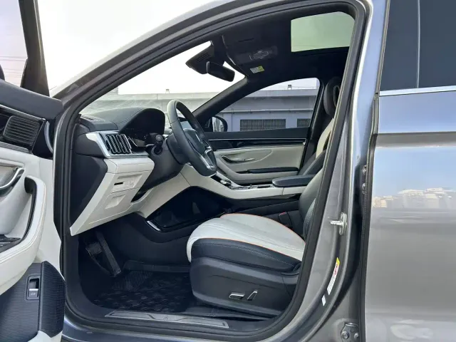 BYD Song PLUS — Фото автомобиля 13