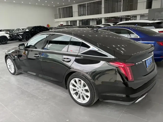 Cadillac CT5 — Фото автомобиля 8