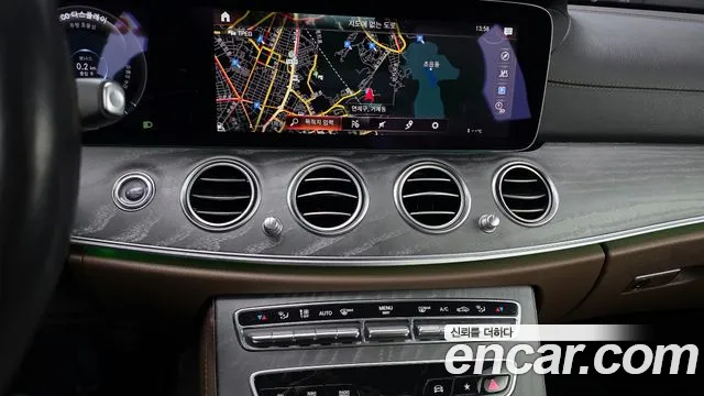 Mercedes-Benz E-Class W213 — Фото автомобиля 14