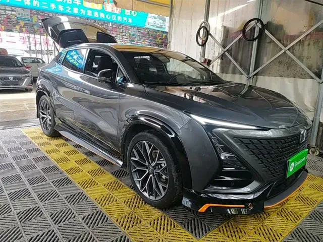 Changan UNI-T — Фото автомобиля 2