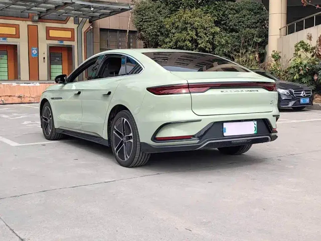 BYD Han — Фото автомобиля 16