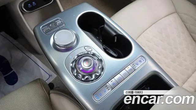 Genesis GV60 — Фото автомобиля 9
