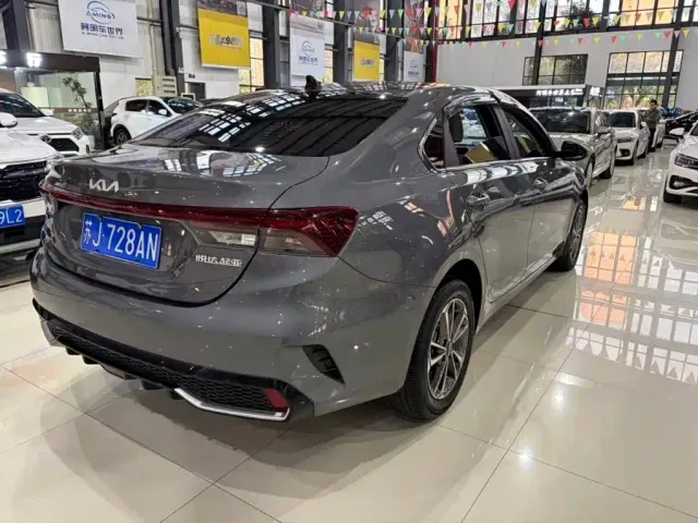 Kia K3 — Фото автомобиля 6