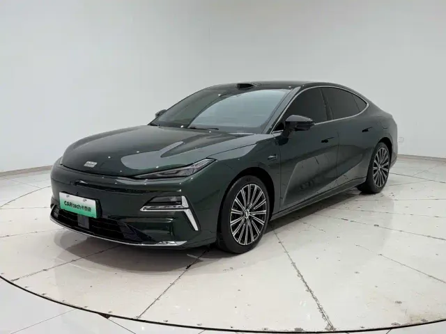 Geely Galaxy Xingyao 8 — Фото автомобиля 13
