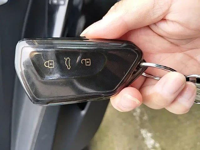 Volkswagen ID.3 — Фото автомобиля 8