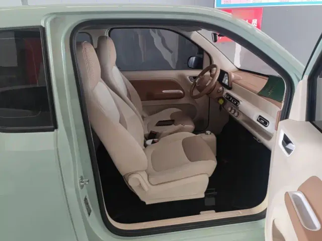 Wuling Hongguang Mini EV — Фото автомобиля 24