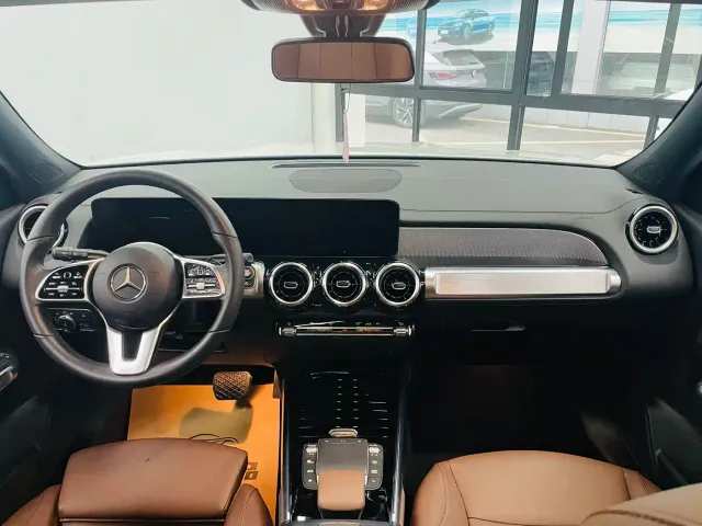 Mercedes-Benz GLB-Class — Фото автомобиля 7