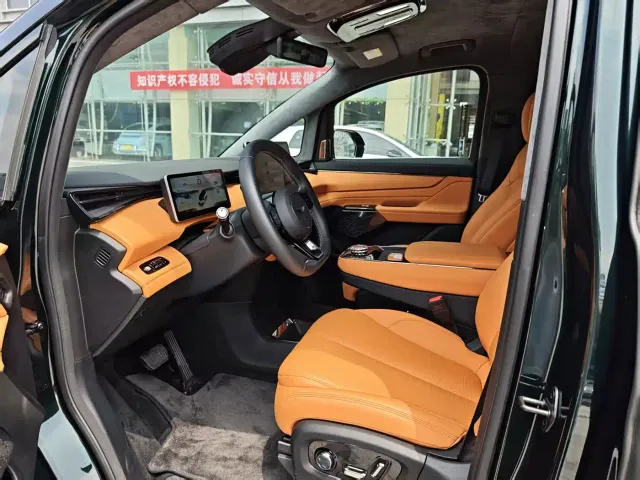 Geely Yizhen L380 — Фото автомобиля 11