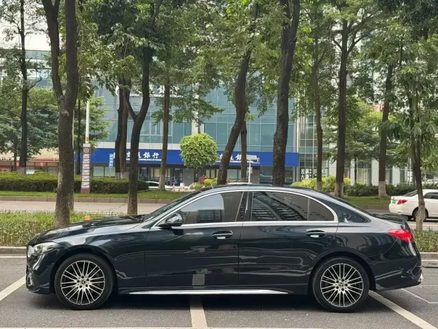 Mercedes-Benz C-Class — Фото автомобиля 4