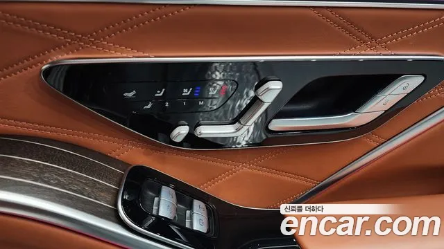 Mercedes-Benz S-Class — Фото автомобиля 14