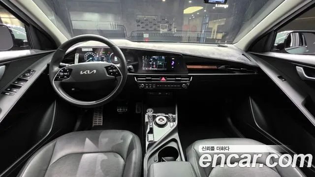 Kia Niro The All New Niro Signature — Фото автомобиля 7