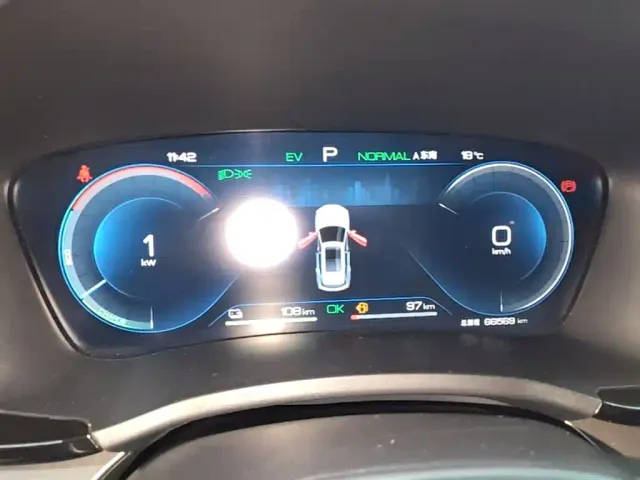 BYD Song PLUS — Фото автомобиля 11