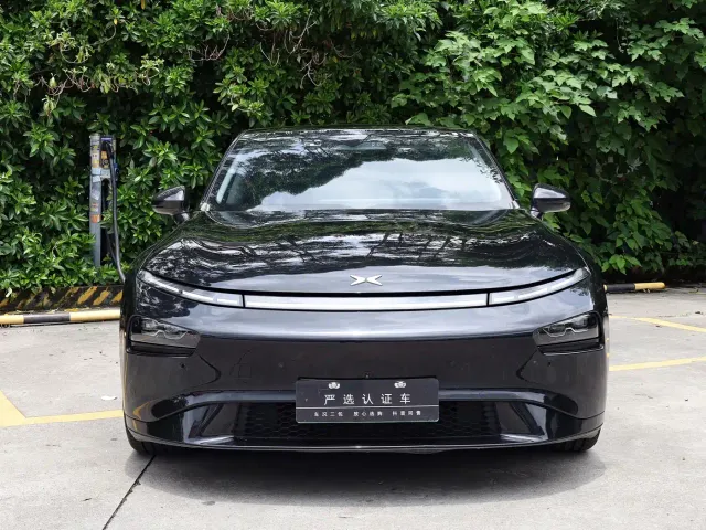 Xpeng P7 — Фото автомобиля 2